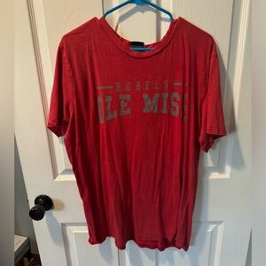 #19 OLE MISS REBELS XL MENS NCAA football